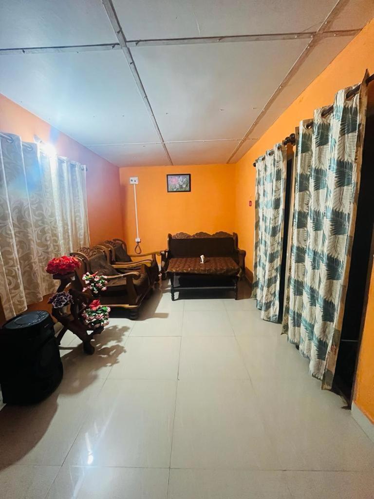 Preetham Homestay Kushālnagar Exterior foto